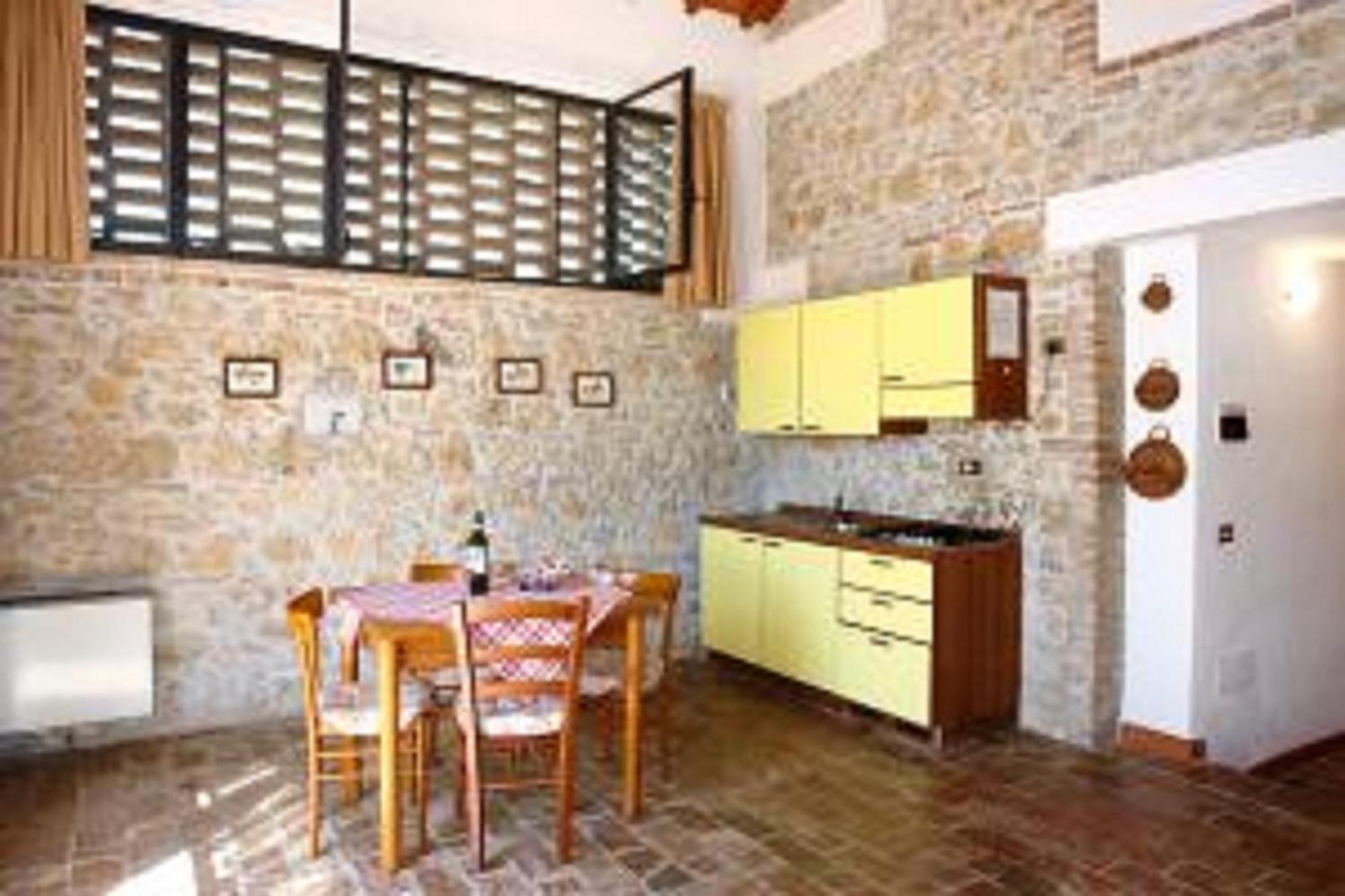 Podere Il Gioiello Apartment San Gimignano Room photo